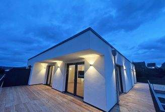 Dachterrasse bei Nacht