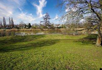 Grünfläche am Mittellandkanal