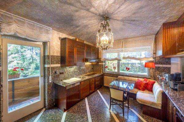 Küche Wohnung Erdgeschoss