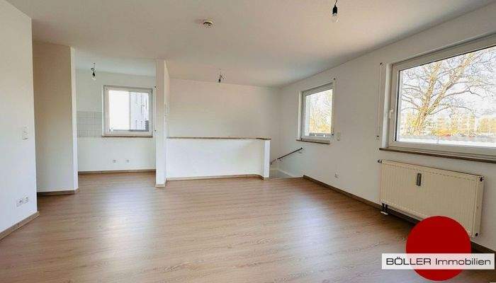 Offene Küche und Treppe nach unten!