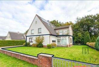 Erdgeschosswohnung mit Gartenanteil 