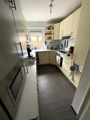 Die geschmackvolle Küche ist in einem guten Zustand