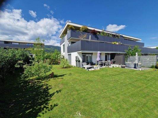 Ihr persönlicher Garten - erreichbar über die große, überdachte Terrasse