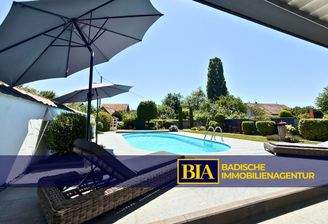 Wohlfühloase mit Pool, Pergola, riesigem Garten, Klima- u. PV-Anlage