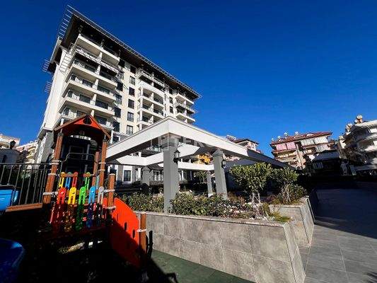 Chic Design Flat in a Complex with Extensive Facilities in Alanya