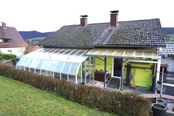 Gartenansicht vom Haus.JPG