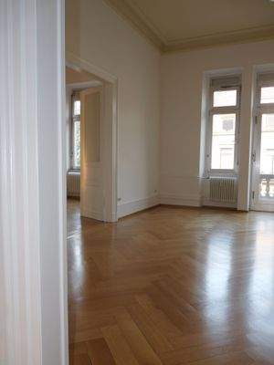 Raum 2 Blick Raum 3 Parkett