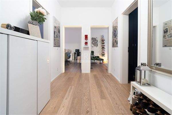 Prius_Kamera_Baustraße_FFM_EG-