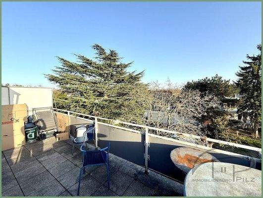 Balkon DG hinten rechts