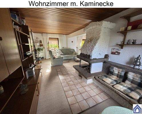 Wohnzimmer m. Kaminecke