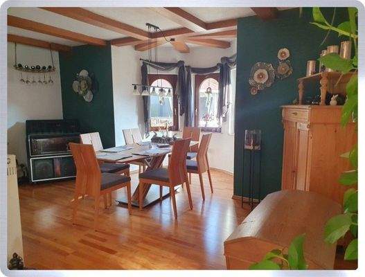 Essecke mit Erker EG