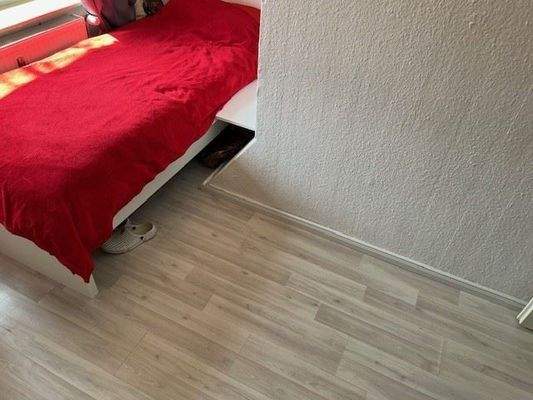 Zimmer gleich rechts