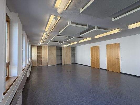 Konferrenz-/Schulungsraum  OG