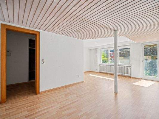 EG: Wohn-/Essbereich