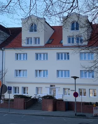 Fassade neu.jpg
