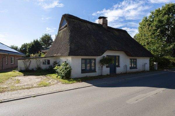 Hausansicht Straßenseite