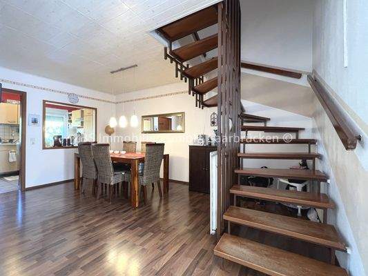 Essbereich/ Treppenaufgang OG