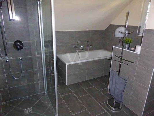 Badezimmer im Obergeschoss