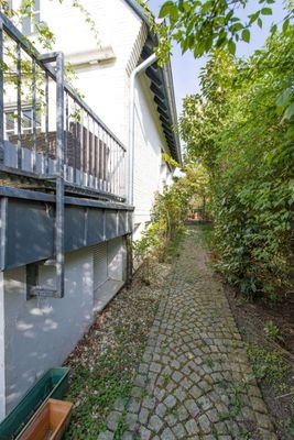 seitl. Weg