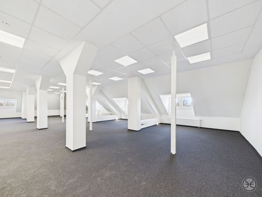 Eden-Ehbrecht-Immobilien_Bürofläche_Kreyenbrück_DG_003