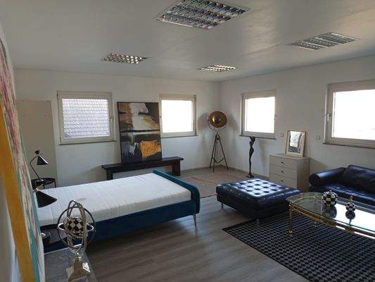 möbiliert Zimmer 4.jpeg