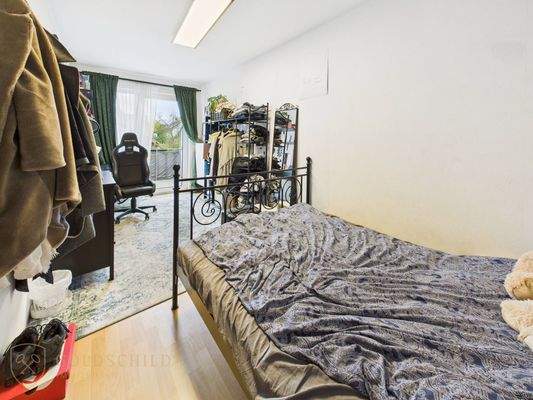 Schlaf-/Kinderzimmer 1 OG