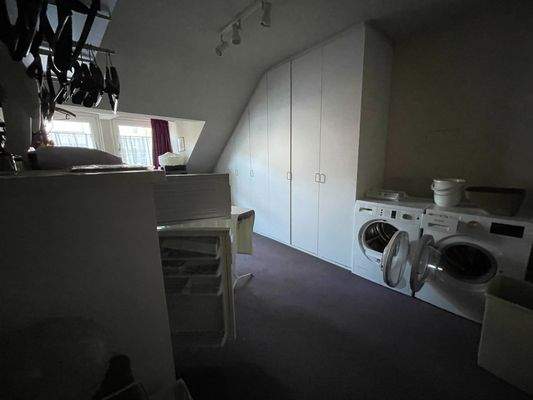 Hauswirtschaftsraum oder Büro