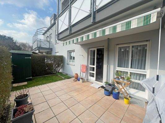 Terrasse mit Markise