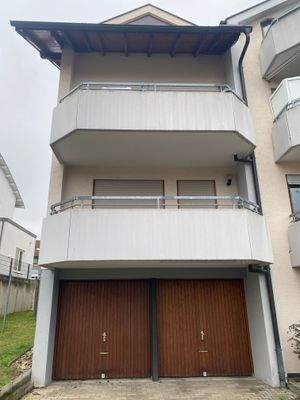 Garage und Balkon.JPG