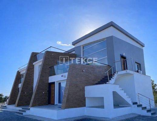 Flats within Walking Distance of the Sea in North Cyprus Girne