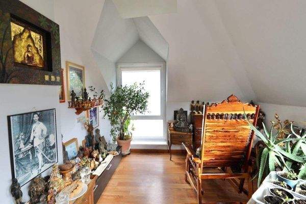 DG: Wohnzimmer mit Terrasse