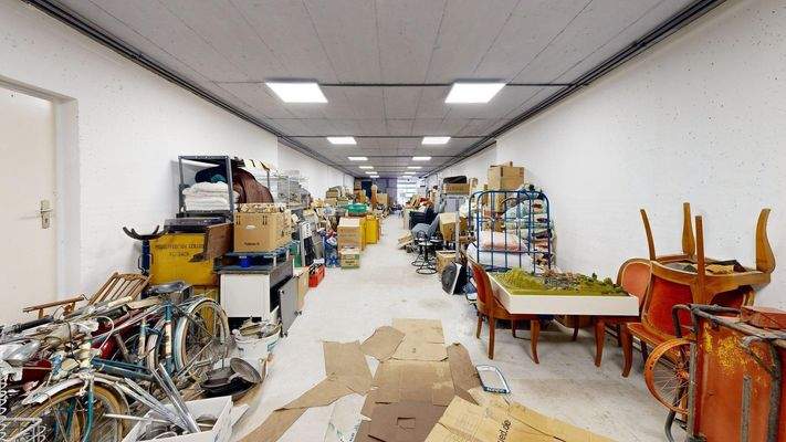 Place-De-Caen-Other 2