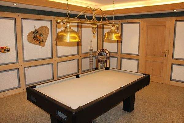 Billardzimmer UG.JPG