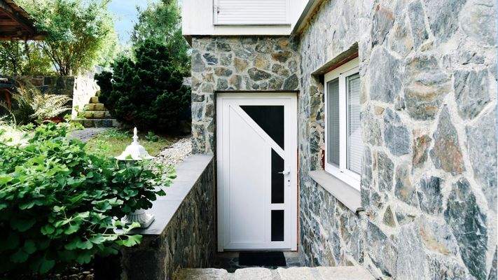 Eingang zur 2Zi-Wohnung