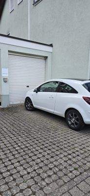 Doppelparker mit Stellplatz