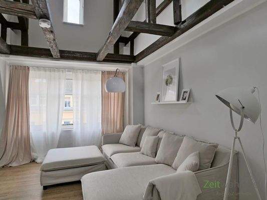 Blick ins Wohnzimmer