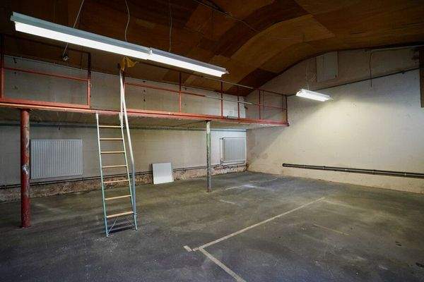 kleine Halle / Lager