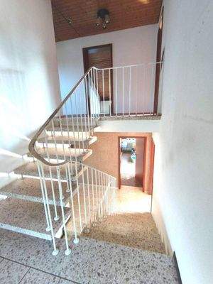 Treppe ins Dachgeschoss