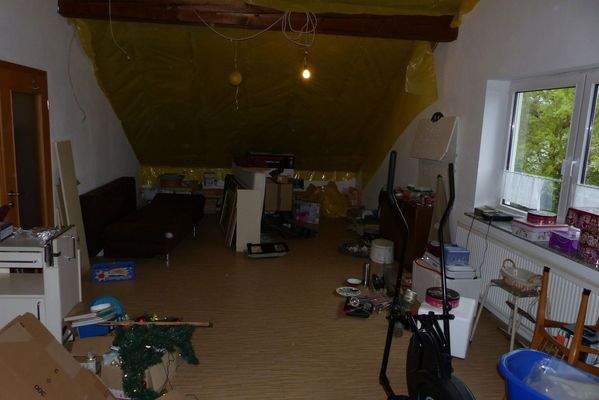 Ausbaufähiger Raum DG