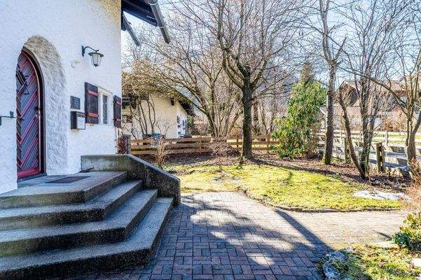 Charmanter Hauszugang