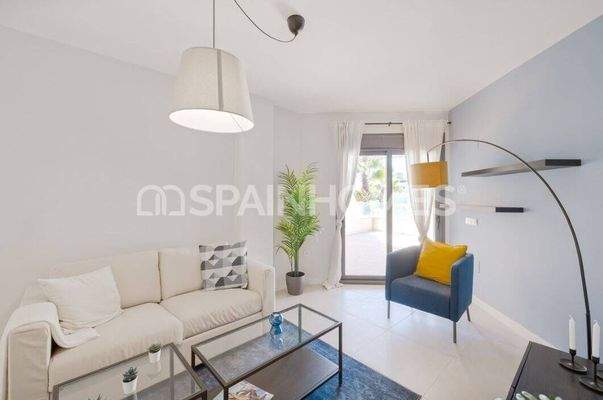 Apartments in a Complex with Swimming Pool in Vélez-Málaga