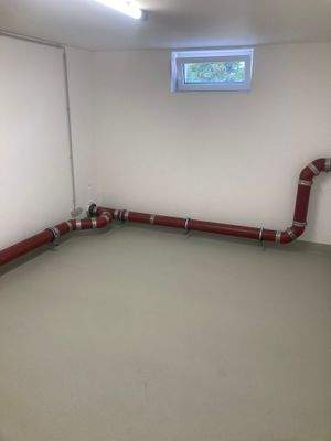 Fahrradabstellplatz 2.jpg