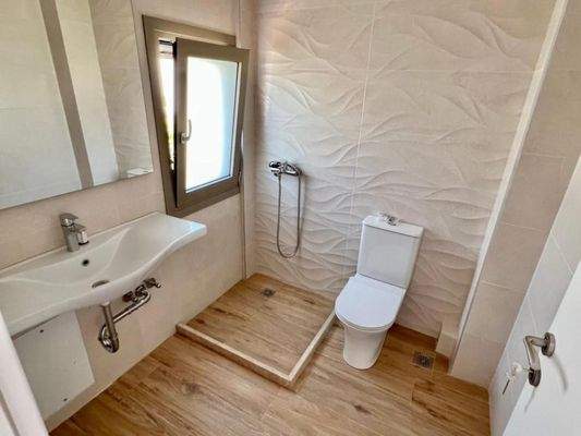 Kreta, Ammoudara: Reihenhaus mit Meerblick bei Agios Nikolaos zu verkaufen