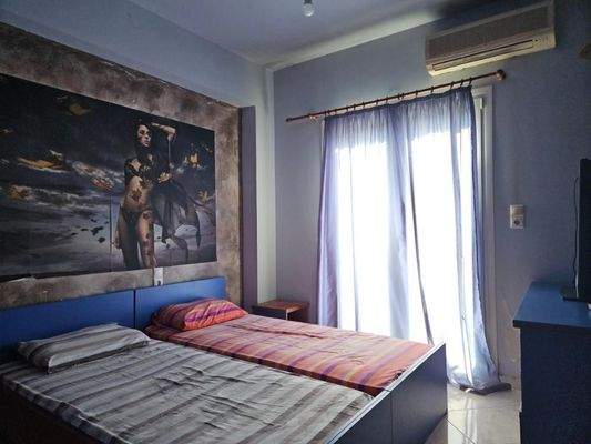 Kreta, Neapoli: Geräumige Wohnung zu verkaufen