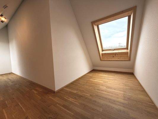 Separates Zimmer Dachgeschoss