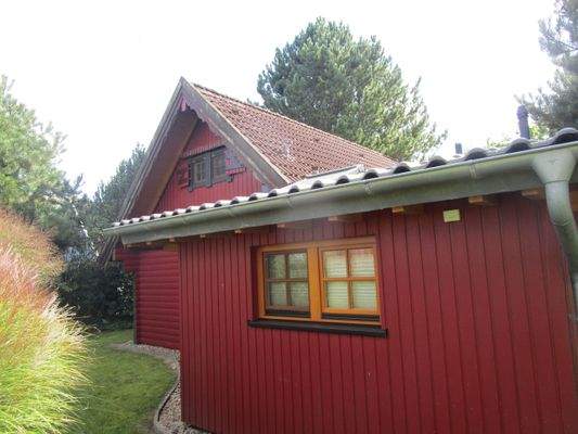 24. Nordseite des Ferienhauses..JPG