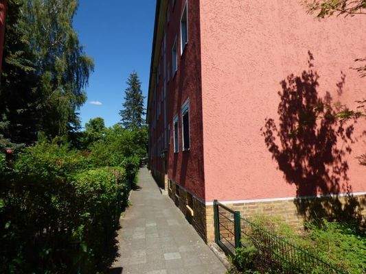 Zugang zur Wohnanlage