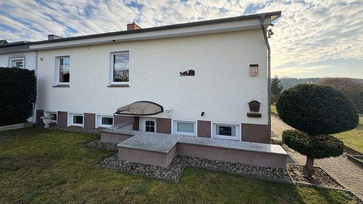 Haus Straßenansicht