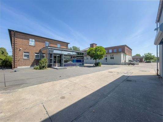 Labor Blick zum Fitnesstudio