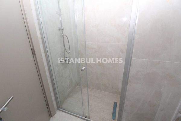 1-Bedroom Apartment in a Complex with Rich Amenities in Istanbul
